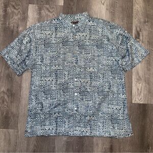 Tori Richard Blue White Hawaaian Shirt